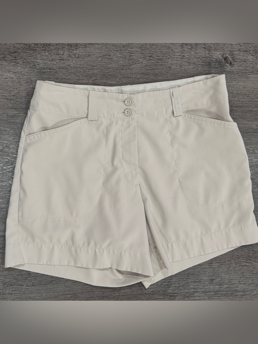 Nike Golf Tour Performance Dri Fit Womens Shorts Size 6 Tan Lightweight Preppy